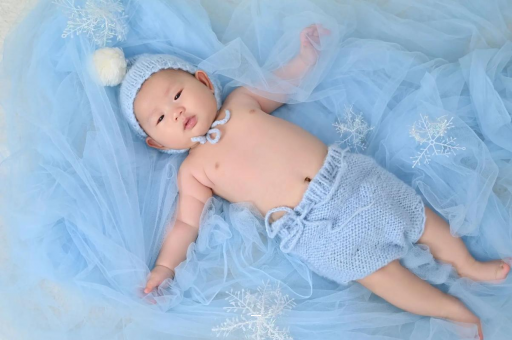 呼和浩特宝宝流黄鼻涕打喷嚏